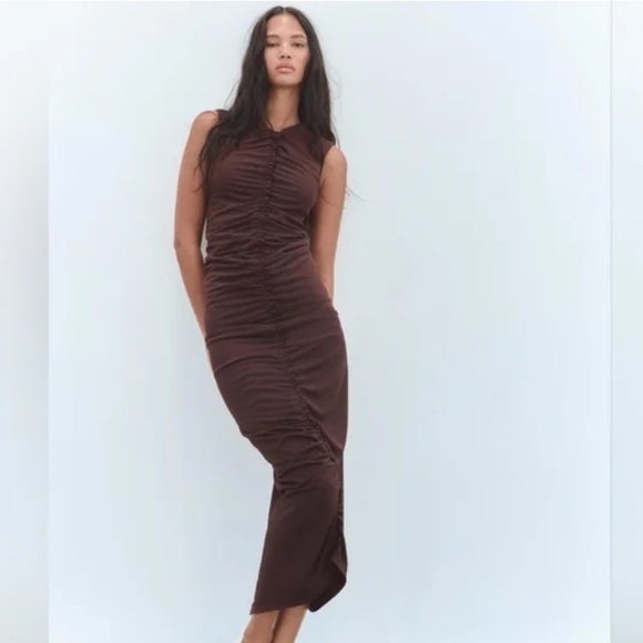 Zara Dresses & Skirts - Zara Central Ruffled Midi Dress